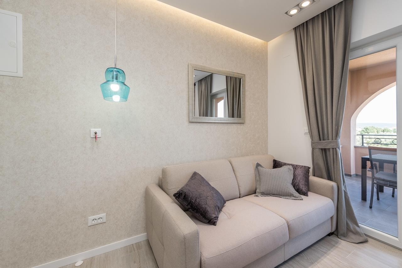 Luxury Apartments Garden Sukošan Exterior foto